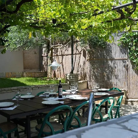 House With Sea View Semesterbostad