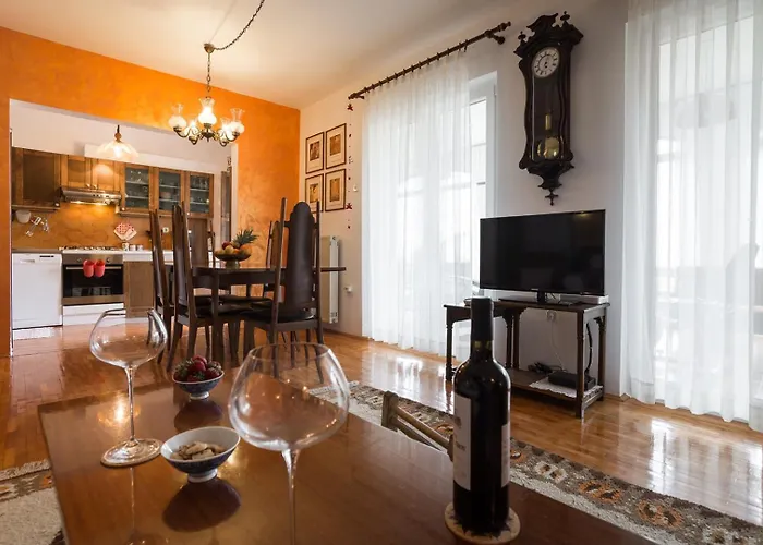 House With Sea View Semesterbostad *