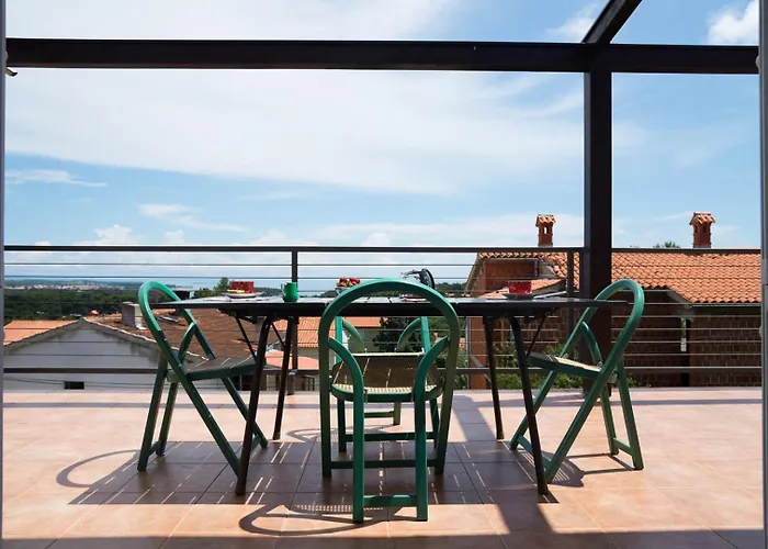 Semesterbostad House With Sea View Premantura