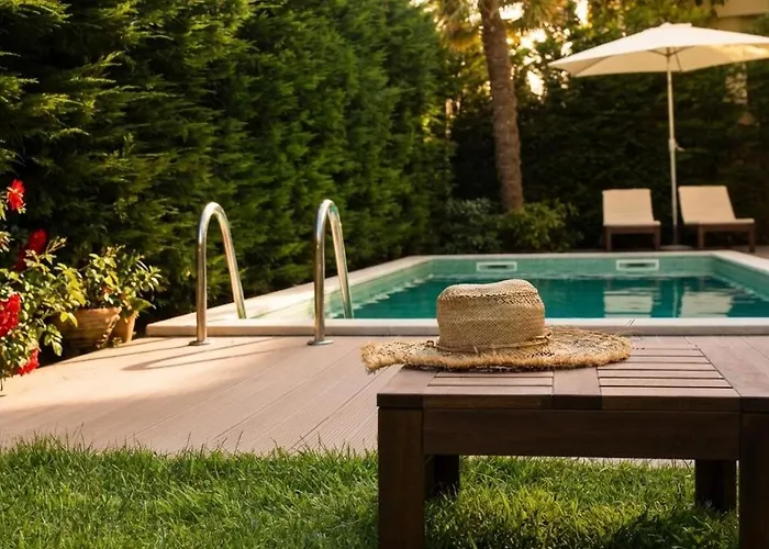 Semesterbostad House With Sea View